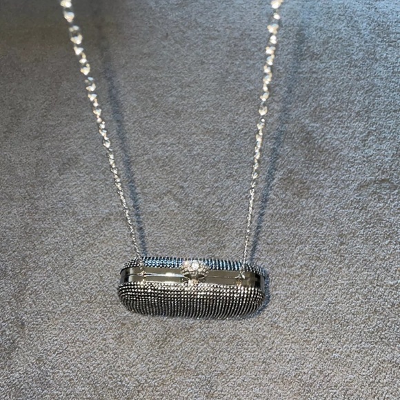 Iced Out Evening Clutch With Shoulder Chain - Picture 4 of 5